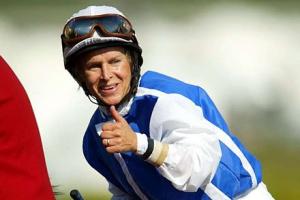 WHO WAS THE FIRST ONLY FEMALE JOCKEY TO WIN THE CATER HANDICAP?