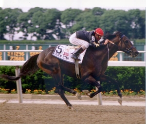 WHAT IS THE OLDEST RACETRACK IN AMERICA STILL IN OPERATION?